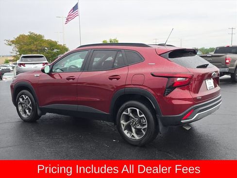 Used 2024 Chevrolet Trax LT w/ Driver Confidence Package FWD image 5