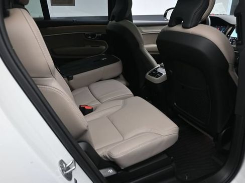 Used 2026 Volvo XC90 B6 Ultra w/ Protection Package Premier AWD/4WD image 27