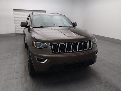 Used 2019 Jeep Grand Cherokee Laredo w/ Laredo X Package RWD image 14