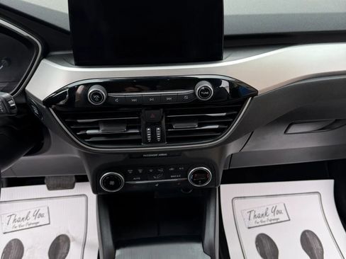 Used 2020 Ford Escape SEL image 28