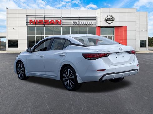 New 2025 Nissan Sentra SV w/ SV Premium Package image 5
