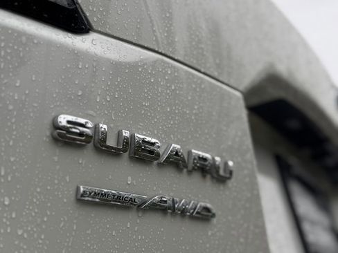 Used 2024 Subaru Outback Premium AWD/4WD image 36