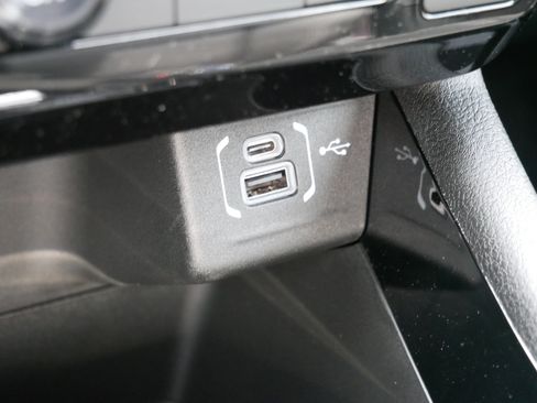 New 2026 Jeep Compass Limited AWD/4WD image 16