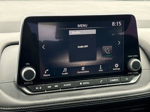 Used 2024 Nissan Rogue S image 21