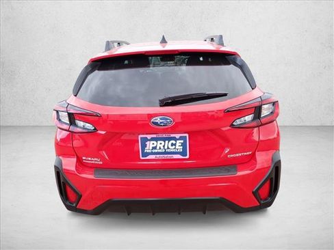 Used 2024 Subaru Crosstrek 2.0i Premium AWD/4WD image 3