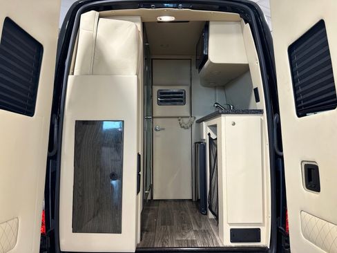 Used 2022 Mercedes-Benz Sprinter 3500 image 30