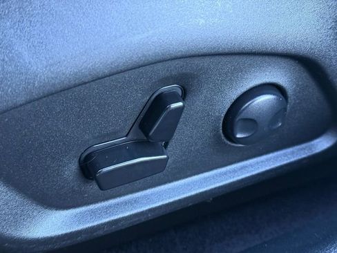 Used 2024 Jeep Compass Limited image 22