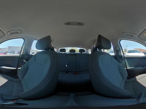 Used 2025 Kia K4 FWD image 42