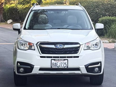 Used 2017 Subaru Forester 2.5i Premium AWD/4WD image 9
