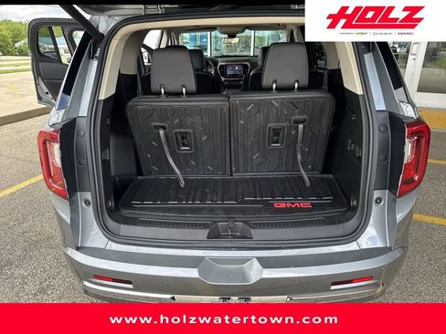 Used 2023 GMC Acadia Denali w/ Denali Ultimate Package AWD/4WD image 32