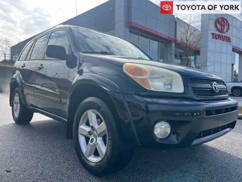 Used 2005 Toyota RAV4 4WD image 1