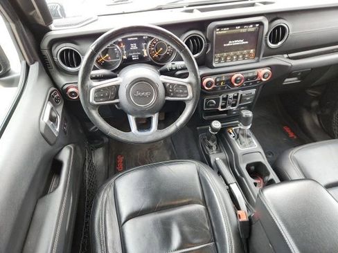 Used 2019 Jeep Wrangler Unlimited Sahara w/ Quick Order Package 24M Moab image 12