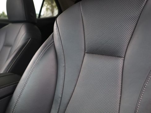 Used 2023 Buick Envision Essence FWD image 21