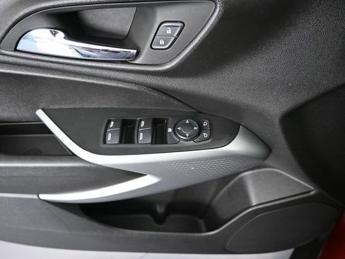 Used 2024 Chevrolet Trax LS w/ LS Convenience Package image 37