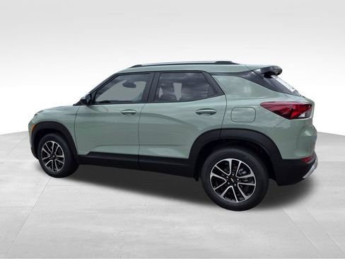 New 2026 Chevrolet TrailBlazer LT w/ Convenience Package FWD image 4