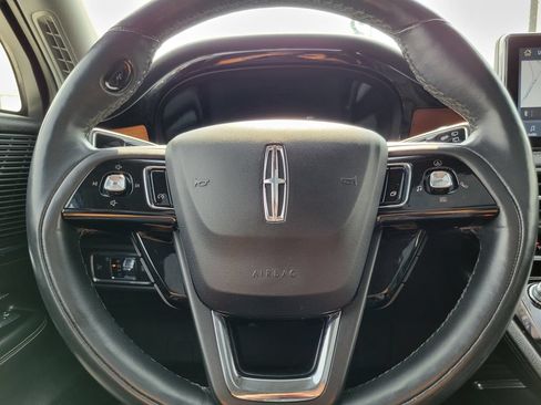 Used 2022 Lincoln Corsair Reserve AWD/4WD image 12