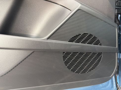 New 2026 Volkswagen Taos SE FWD image 27
