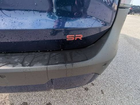 Used 2025 Nissan Kicks SR FWD image 7