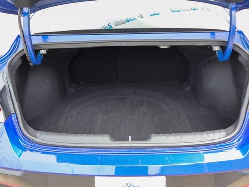 Used 2025 Hyundai Elantra Limited FWD image 27