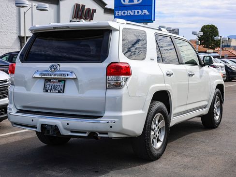 Used 2013 Toyota 4Runner SR5 w/ Convenience Pkg RWD image 22