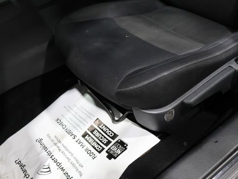 Used 2020 Nissan Sentra SV w/ Electronics Package image 11