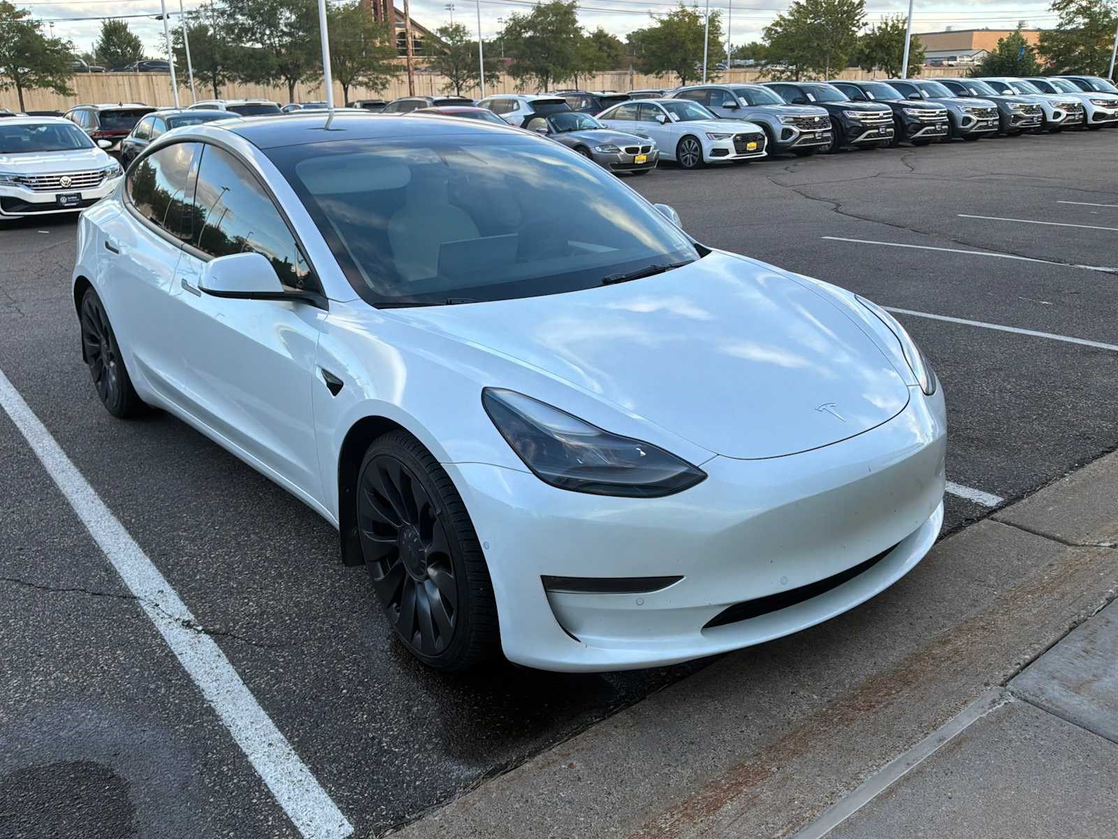 Used 2022 Tesla Model 3 Performance AWD/4WD image 2