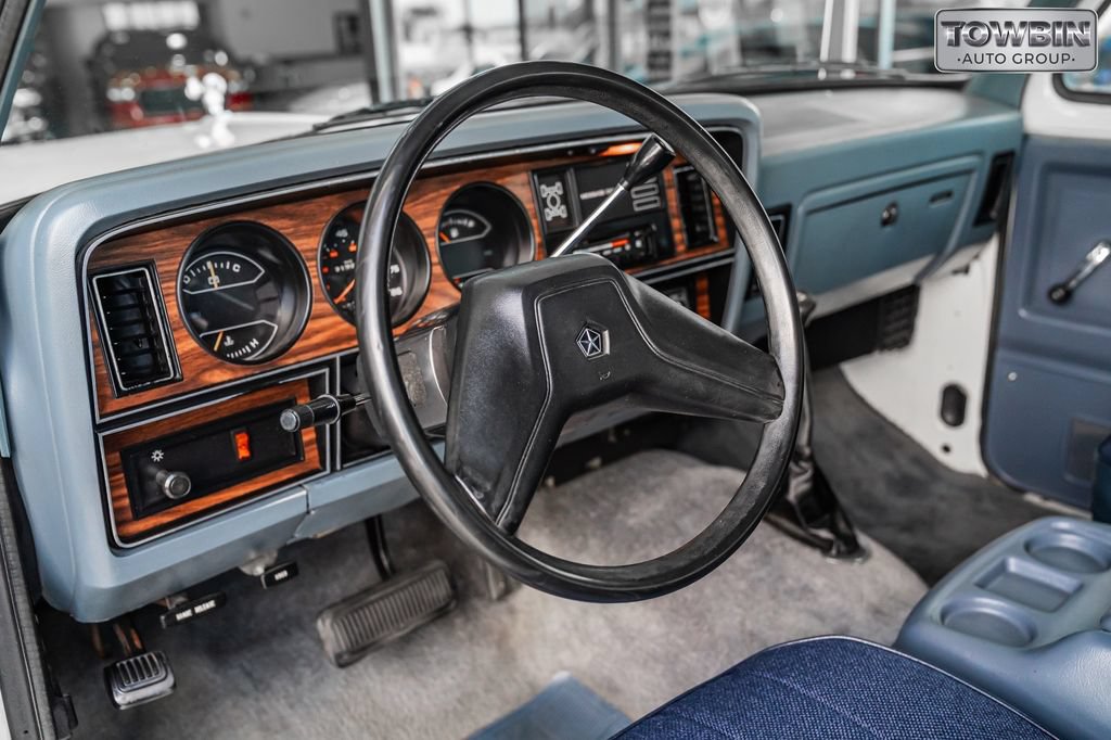 Used 1988 Dodge Ramcharger 4WD image 11