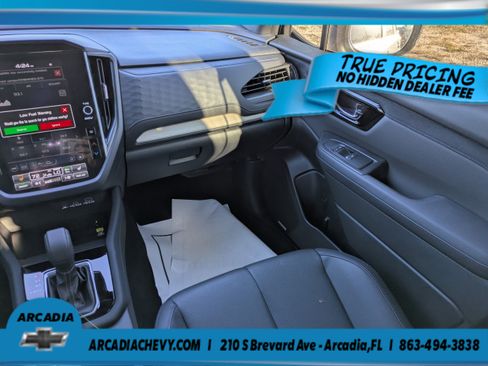 Used 2025 Subaru Forester Limited AWD/4WD image 17