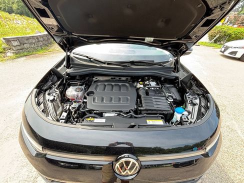 Used 2026 Volkswagen Tiguan SE FWD image 33
