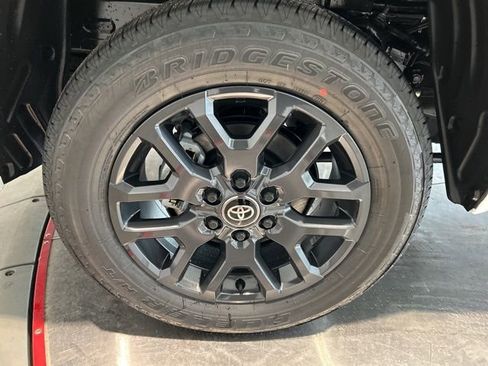 New 2026 Toyota Tundra Platinum AWD/4WD image 18