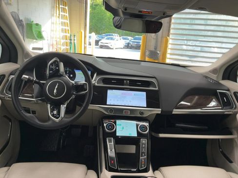 Used 2020 Jaguar I-PACE SE AWD/4WD image 9