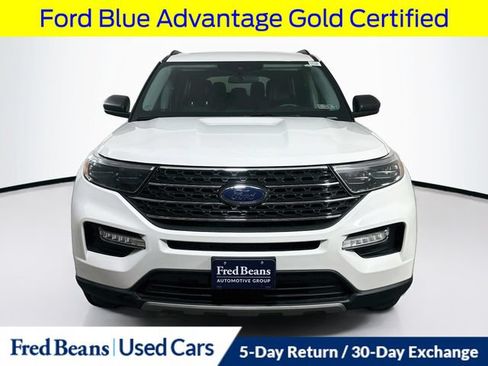Certified 2023 Ford Explorer XLT w/ Equipment Group 202A AWD/4WD image 2