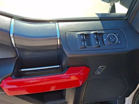 Used 2019 Ford F150 XLT w/ Equipment Group 302A Luxury AWD/4WD image 21