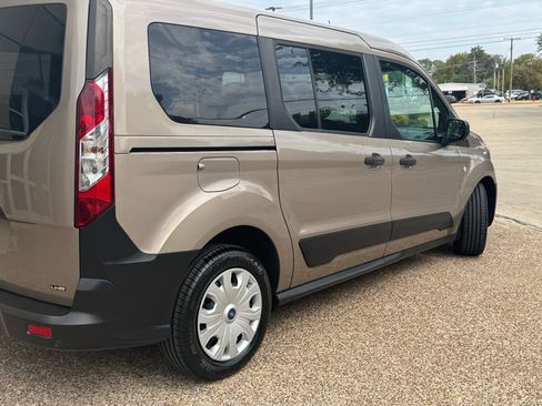 Used 2020 Ford Transit Connect XL FWD image 3