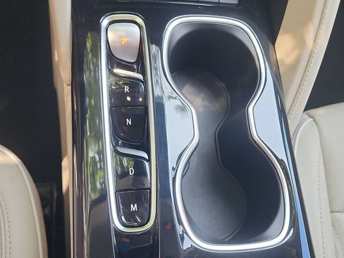 Certified 2023 Buick Envision Avenir AWD/4WD image 16