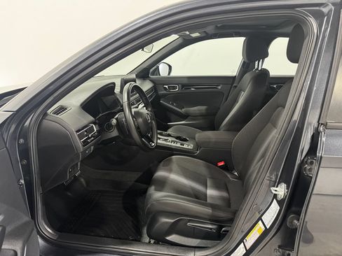Used 2025 Honda Civic Sport image 13