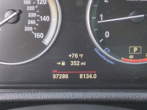 Used 2017 BMW X3 xDrive28i image 11