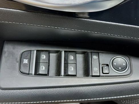 Used 2023 Kia Forte GT-Line w/ GT-Line Premium Package image 11