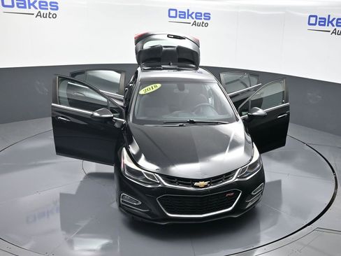 Used 2018 Chevrolet Cruze LT w/ Convenience Package image 54