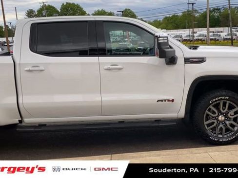 Used 2020 GMC Sierra 1500 AT4 w/ AT4 Carbonpro Edition AWD/4WD image 11