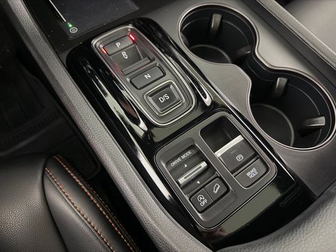 Certified 2023 Honda Pilot TrailSport image 22
