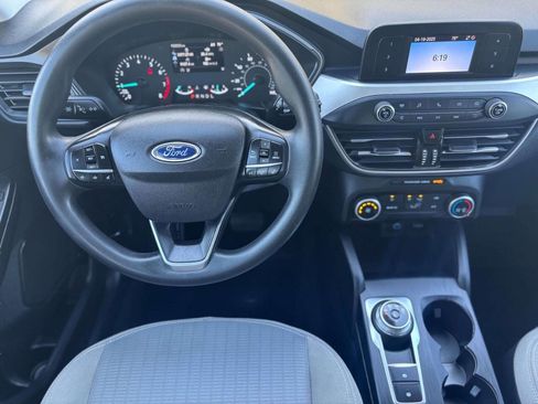 Used 2022 Ford Escape S image 22