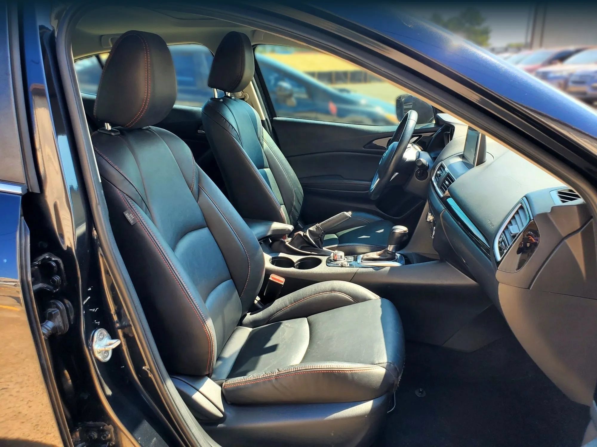 Used 2016 MAZDA MAZDA3 i Grand Touring FWD image 31