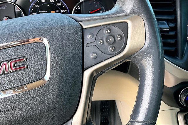 Used 2020 GMC Acadia Denali FWD image 21