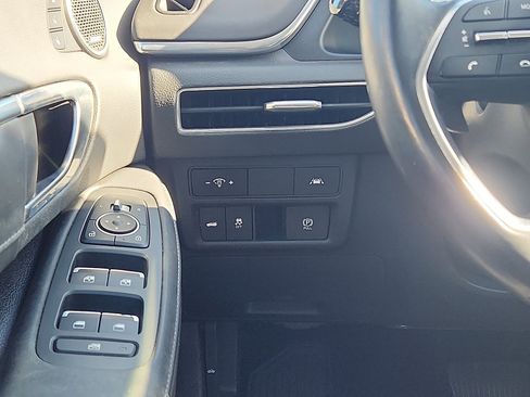 Used 2020 Hyundai Sonata Limited image 13