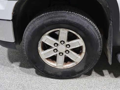 Used 2012 GMC Sierra 1500 SLE w/ Power Tech Package AWD/4WD image 9
