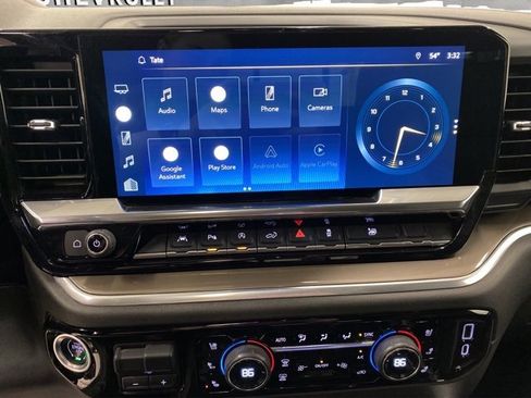 Used 2022 Chevrolet Silverado 1500 High Country w/ High Country Premium Package image 12