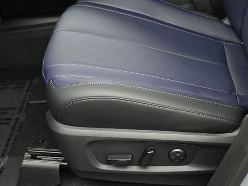 New 2026 INFINITI QX60 Sport w/ Dark Cargo Package image 17