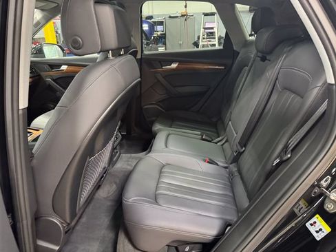 Certified 2023 Audi Q5 2.0T Premium Plus w/ Premium Plus Package AWD/4WD image 38