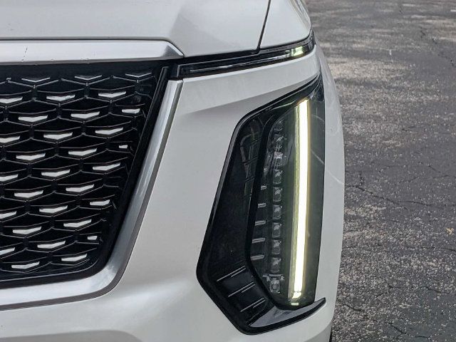 Certified 2025 Cadillac Escalade Premium Luxury AWD/4WD image 9
